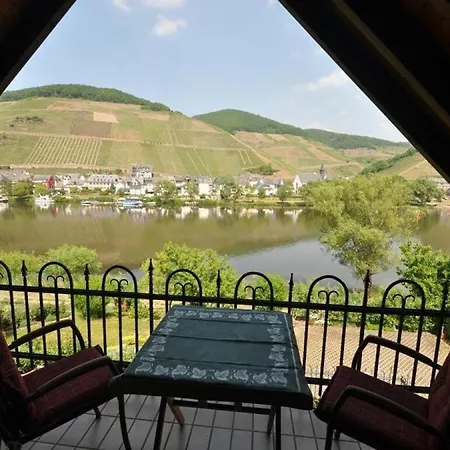 Casa vacanze Directly On The Banks Of The Moselle Merl
